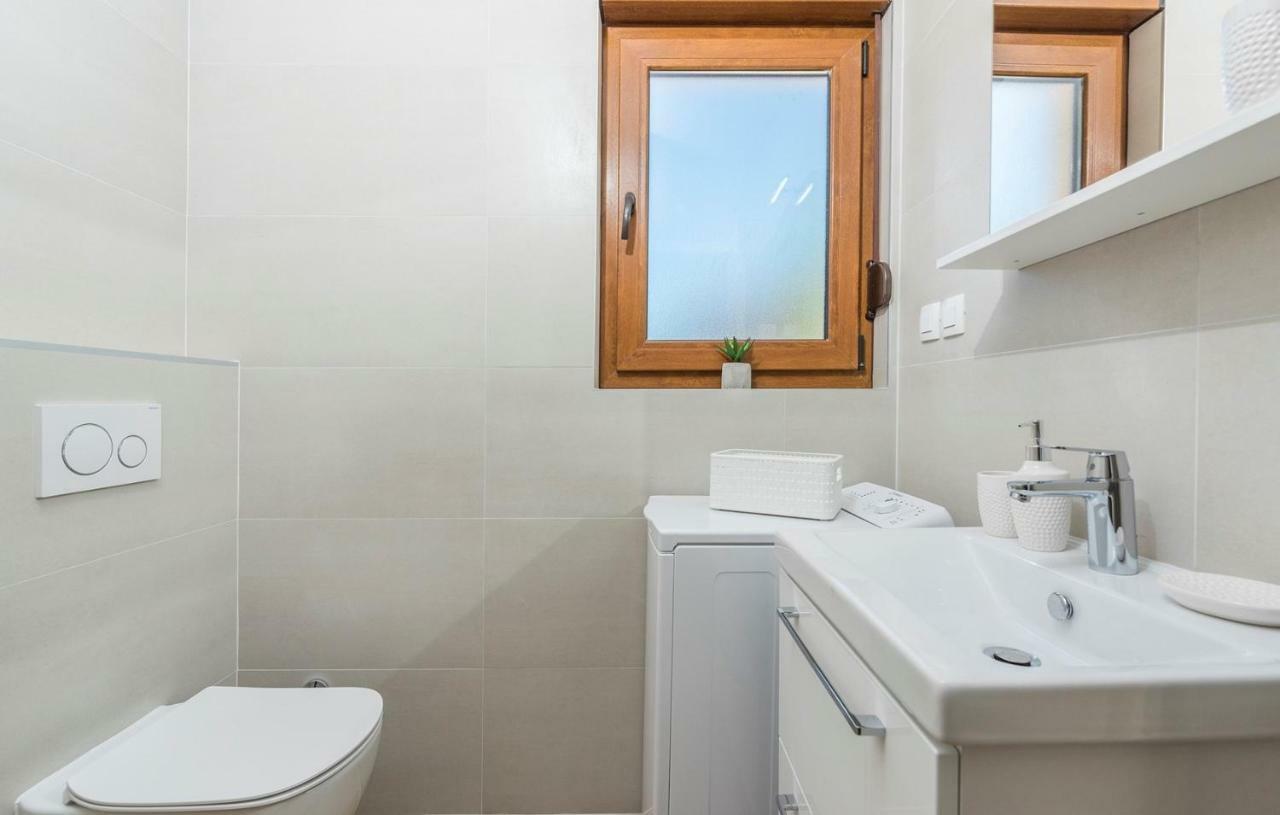 Apartments Hana In Funtana Dış mekan fotoğraf
