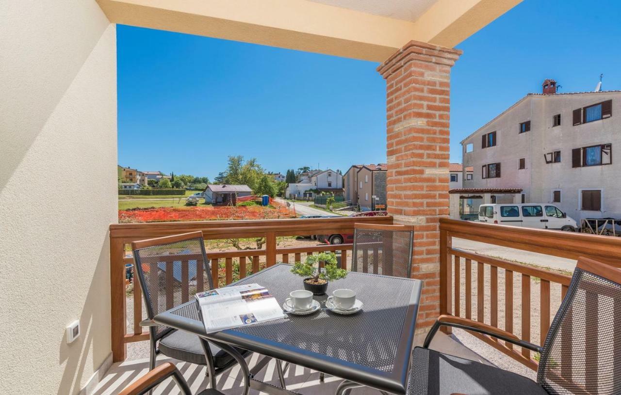 Apartments Hana In Funtana Dış mekan fotoğraf