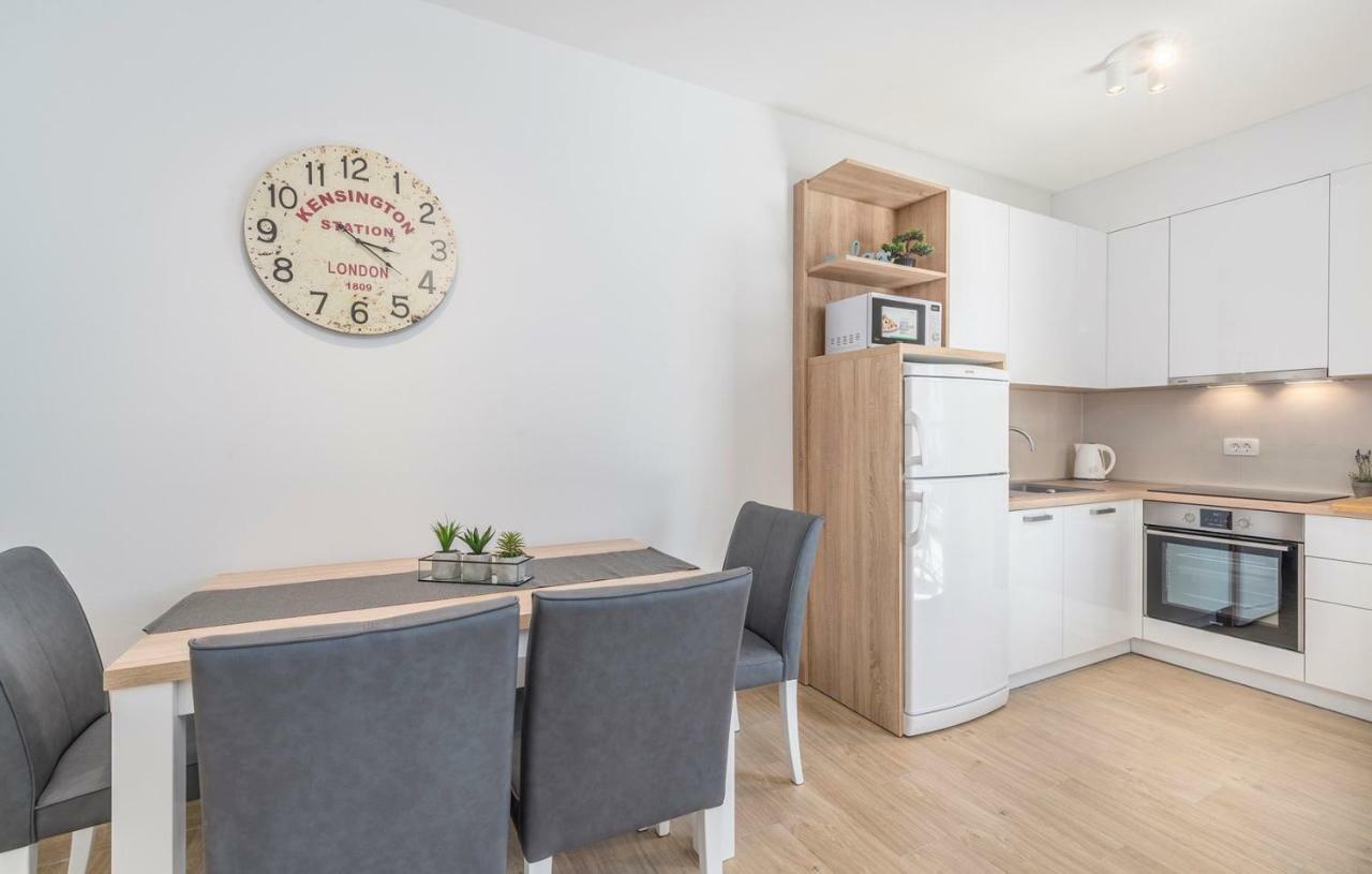 Apartments Hana In Funtana Dış mekan fotoğraf