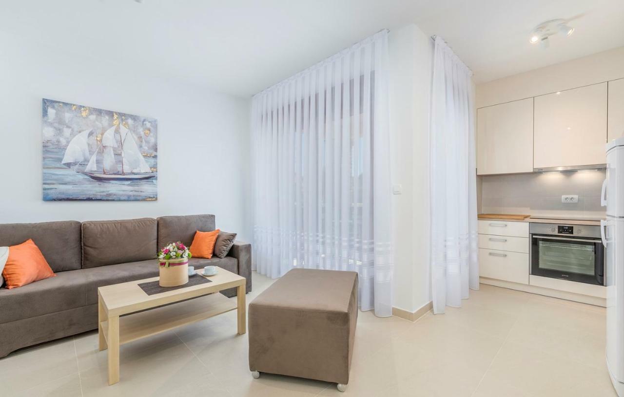 Apartments Hana In Funtana Dış mekan fotoğraf