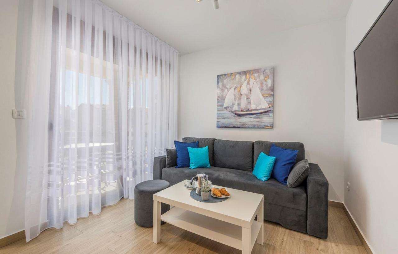 Apartments Hana In Funtana Dış mekan fotoğraf