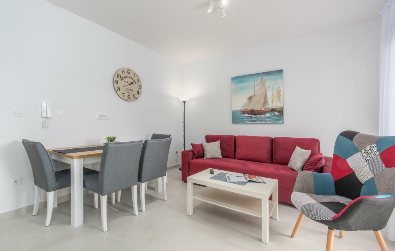 Apartments Hana In Funtana Dış mekan fotoğraf