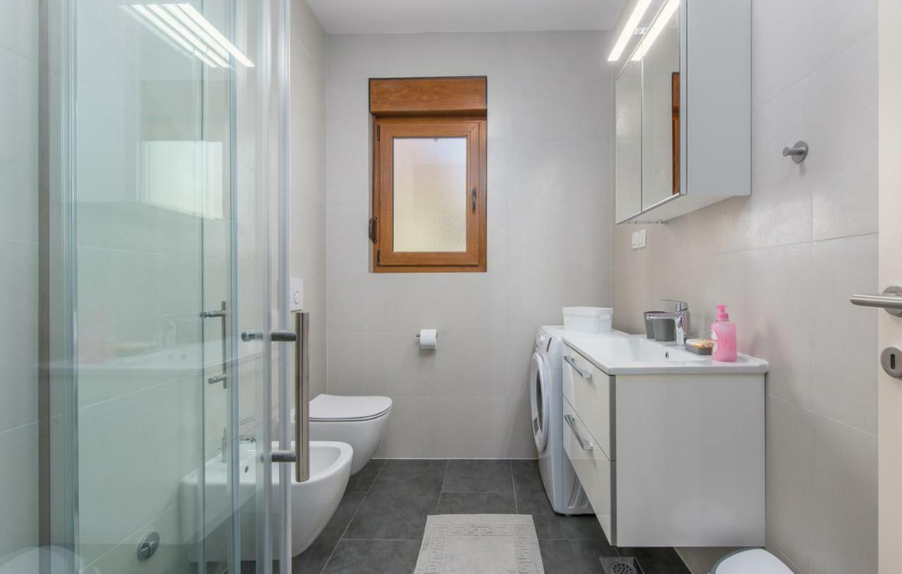 Apartments Hana In Funtana Dış mekan fotoğraf